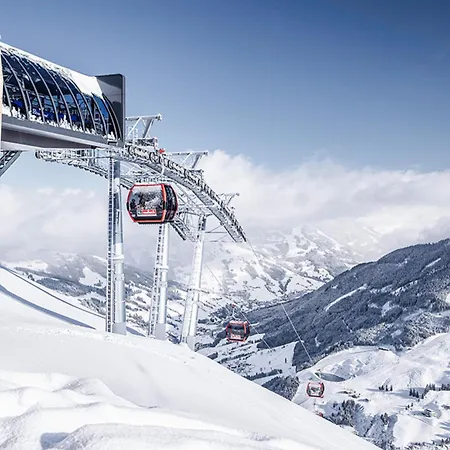 Pistenblick Haus Bellevue Haus D Saalbach-Hinterglemm